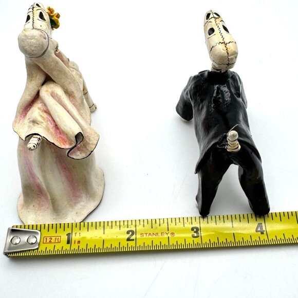 Calavera Novios Dogs Retablo Skeleton Newlywed Bride Groom Painted Plaster - Picture 3 of 9